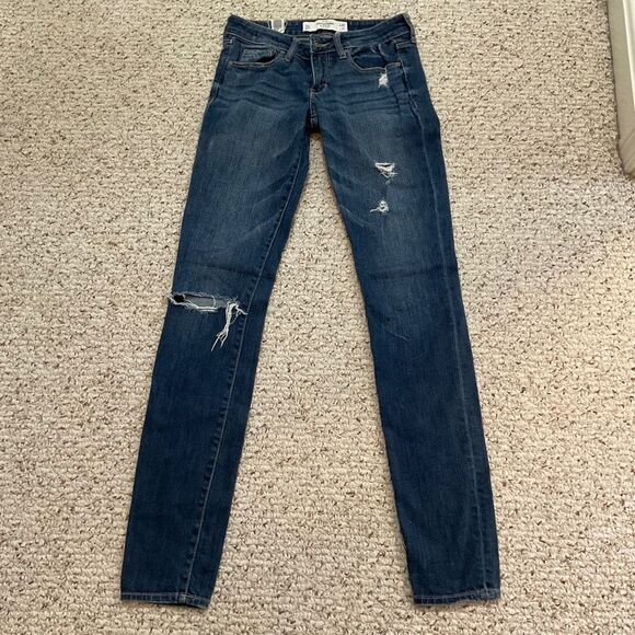 Abercrombie & Fitch distressed skinny jeans women’s 00/24W/33L - Picture 1 of 7
